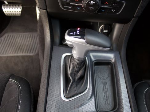 Used 2018 Dodge Charger SRT w/ Harman/Kardon Audio Group image 22