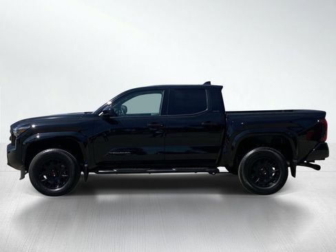 Certified 2025 Toyota Tacoma SR5 image 2