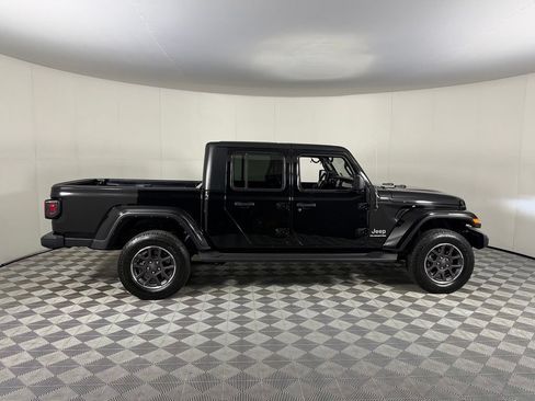 Used 2022 Jeep Gladiator Overland AWD/4WD image 5