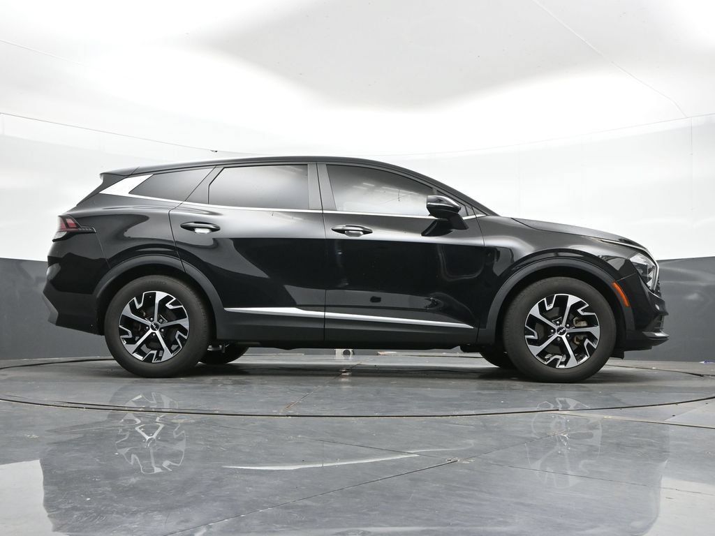 Used 2023 Kia Sportage EX FWD image 41