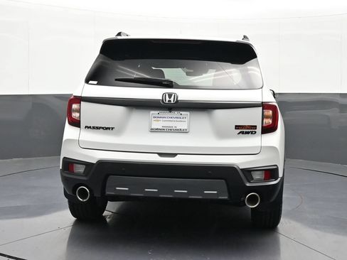 Used 2022 Honda Passport TrailSport image 4