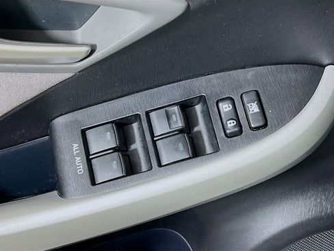 Used 2013 Toyota Prius Two FWD image 15
