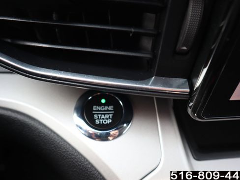 Used 2021 Ford Explorer XLT w/ Equipment Group 202A image 21