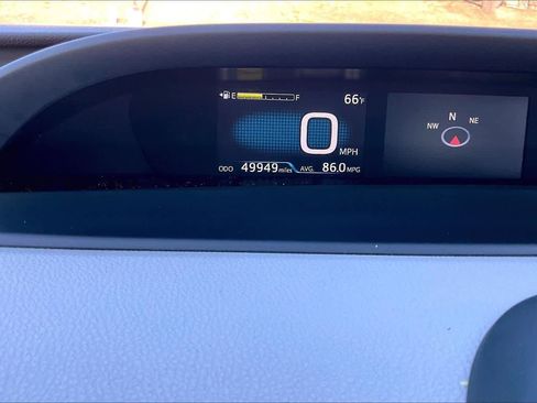 Used 2020 Toyota Prius Prime Limited image 23