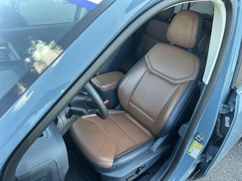 Certified 2023 Ford Maverick Lariat w/ Lariat Luxury Package AWD/4WD image 12