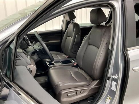 Certified 2023 Honda Odyssey EX-L image 8