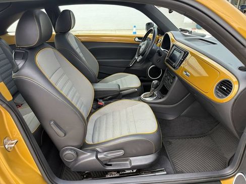 Used 2016 Volkswagen Beetle 1.8T Dune FWD image 26