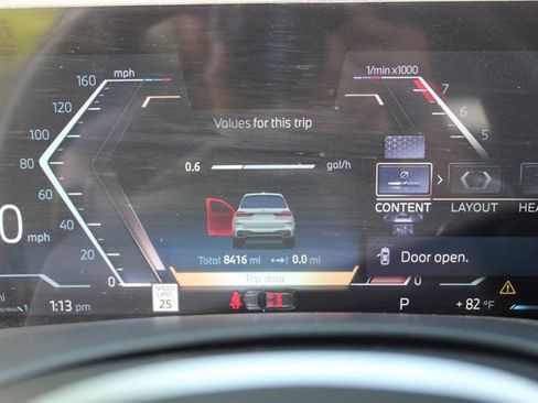 Used 2025 BMW X7 xDrive40i w/ M Sport Package image 19