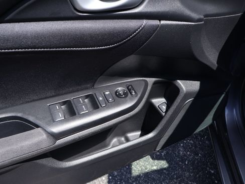 Used 2022 Honda Insight EX image 16