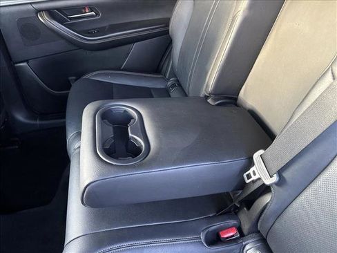 Used 2024 MAZDA CX-90 3.3 Turbo w/ Preferred Plus image 19