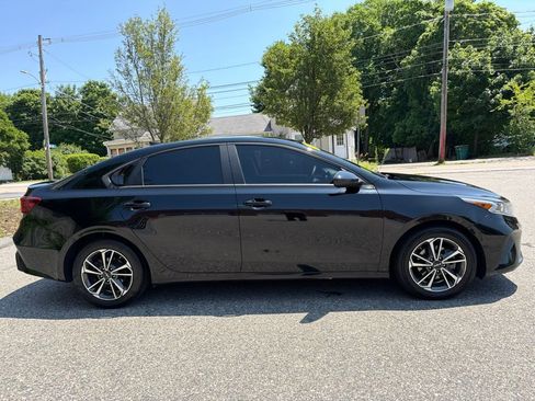 Certified 2023 Kia Forte LXS FWD image 6