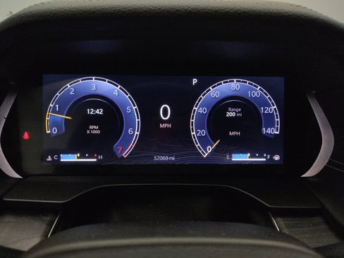Used 2022 Jeep Grand Cherokee Limited RWD image 23