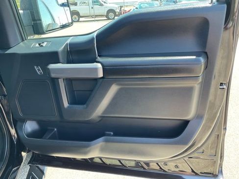 Used 2019 Ford F150 XLT w/ Equipment Group 302A Luxury AWD/4WD image 37