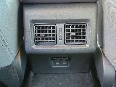 Used 2025 Toyota Camry LE image 12