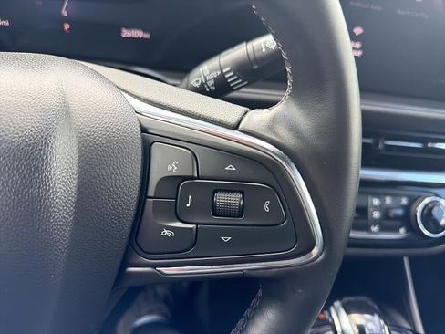 Used 2025 Buick Envista Sport Touring w/ Convenience I Package FWD image 30
