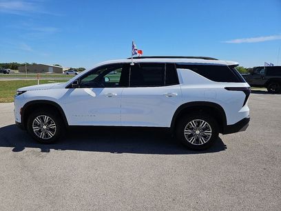 Used 2026 Chevrolet Traverse LT w/ Driver Confidence Package