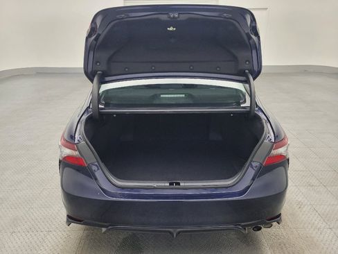 Used 2022 Toyota Camry SE image 29