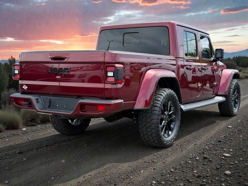 Used 2021 Jeep Gladiator Overland image 8