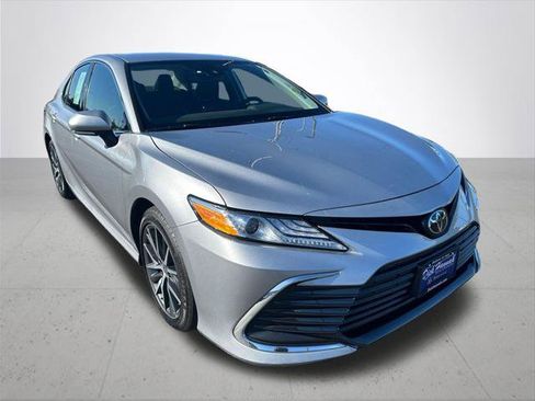 Certified 2024 Toyota Camry XLE w/ Cold Weather Package FWD image 6