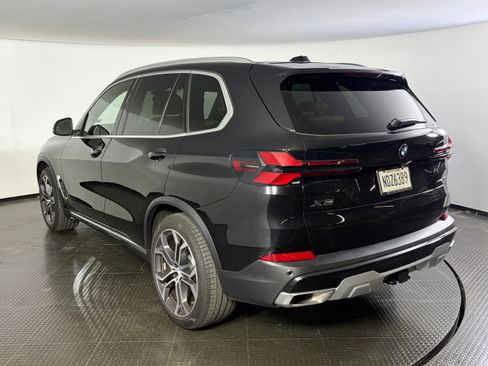 Used 2026 BMW X5 xDrive40i AWD/4WD image 6