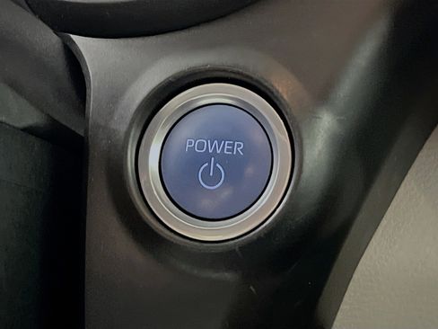 Used 2024 Toyota Sienna LE image 23