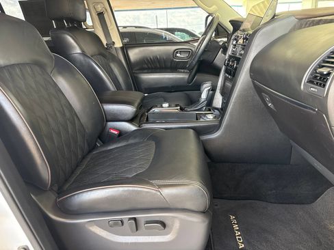Used 2022 Nissan Armada Platinum w/ Captain's Chairs Package RWD image 24