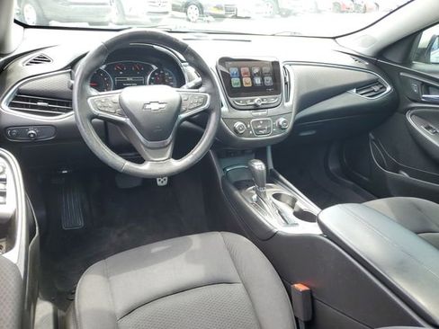 Used 2016 Chevrolet Malibu LT FWD image 11