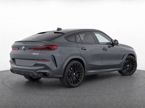 Used 2023 BMW X6 M50i AWD/4WD image 3