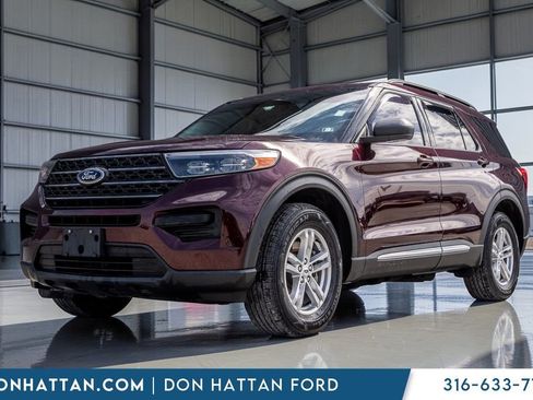 Used 2022 Ford Explorer XLT w/ Class IV Trailer Tow Package image 1