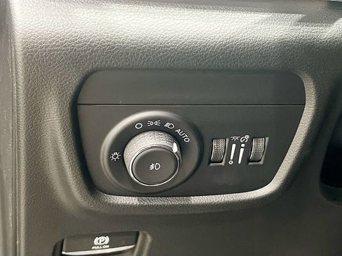 New 2025 Jeep Grand Cherokee Limited w/ Luxury Tech Group II image 19