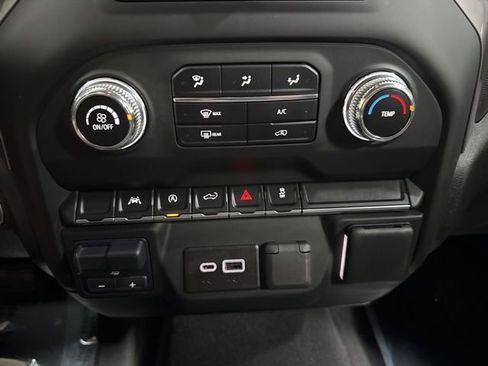 Used 2024 GMC Sierra 1500 Pro w/ Graphite Edition AWD/4WD image 19