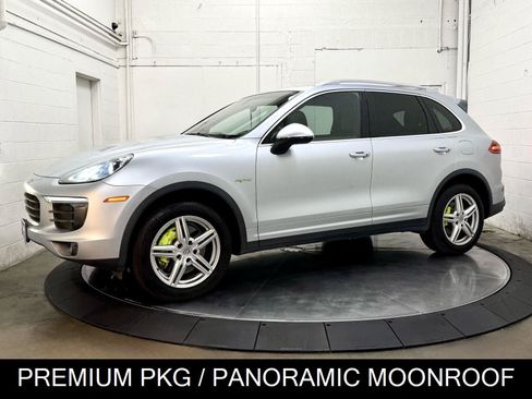 Used 2016 Porsche Cayenne S AWD/4WD image 4