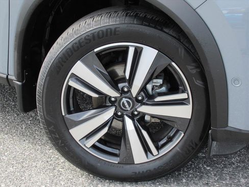 Used 2022 Nissan Rogue SL w/ SL Premium Package image 7