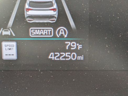 Used 2024 Kia Sportage LX FWD image 25