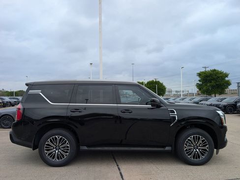 New 2026 Nissan Armada SL RWD image 3