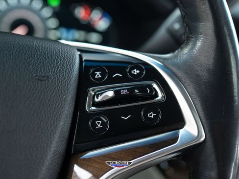 Used 2020 Cadillac Escalade Luxury w/ Escalade Sport Edition AWD/4WD image 26