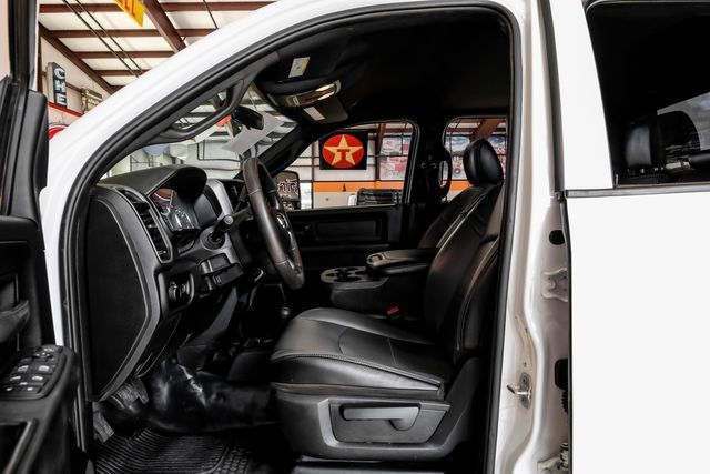 Used 2024 RAM 5500 Tradesman w/ Chrome Appearance Group AWD/4WD image 7