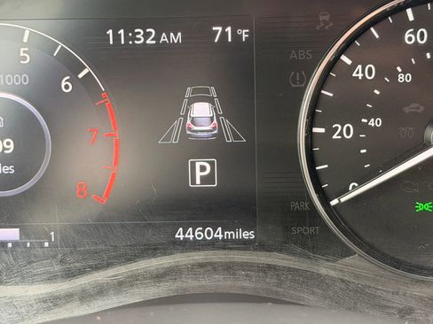 Used 2021 Nissan Kicks SV image 5