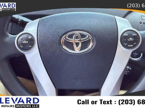 Used 2010 Toyota Prius Five FWD image 18