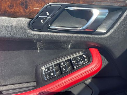 Used 2017 Porsche Macan image 29