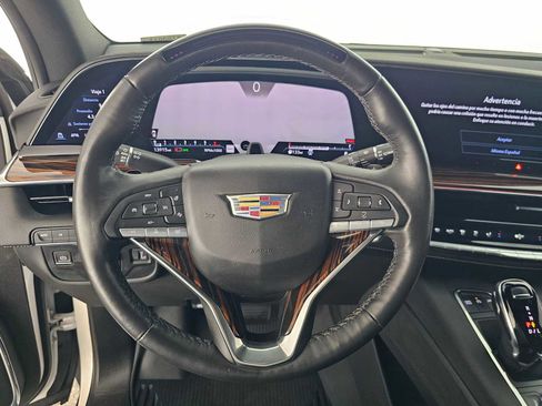 Used 2023 Cadillac Escalade Premium Luxury w/ Performance Package image 24