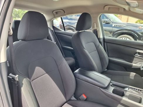 Used 2025 Nissan Sentra S FWD image 29