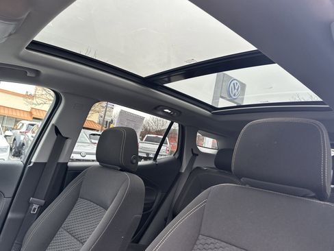 Used 2020 GMC Terrain SLE w/ Driver Convenience Package image 9