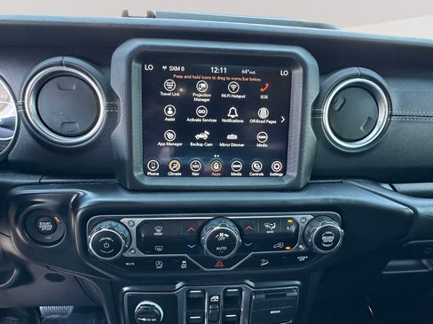Used 2021 Jeep Wrangler Unlimited Sahara AWD/4WD image 10