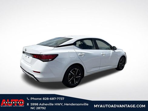 Used 2025 Nissan Sentra SV FWD image 3