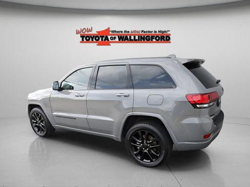Used 2022 Jeep Grand Cherokee Laredo X AWD/4WD image 6