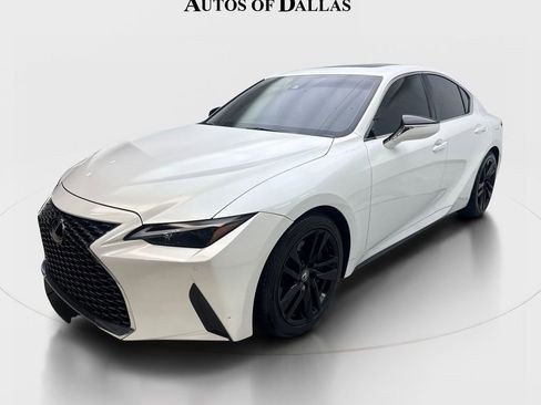Used 2023 Lexus IS 300 w/ Comfort Package RWD image 2