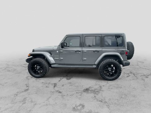 Used 2021 Jeep Wrangler Unlimited Sahara w/ Uconnect 4C Nav & Sound Group image 5