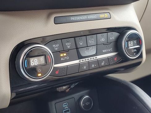 Used 2021 Ford Escape SEL FWD image 18