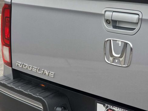 Used 2018 Honda Ridgeline RTL image 11